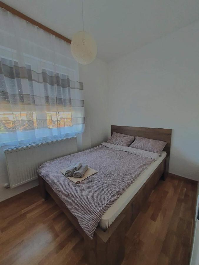 Zara 1 Apartman Биелина Экстерьер фото